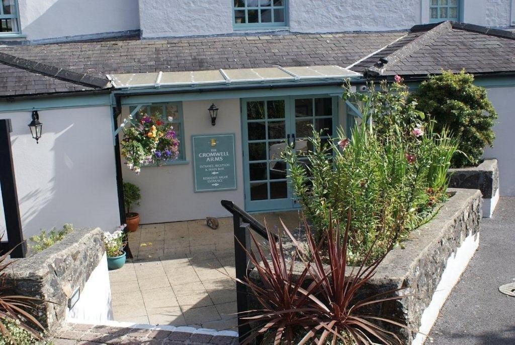 The Cromwell Arms Inn Bovey Tracey Exterior foto
